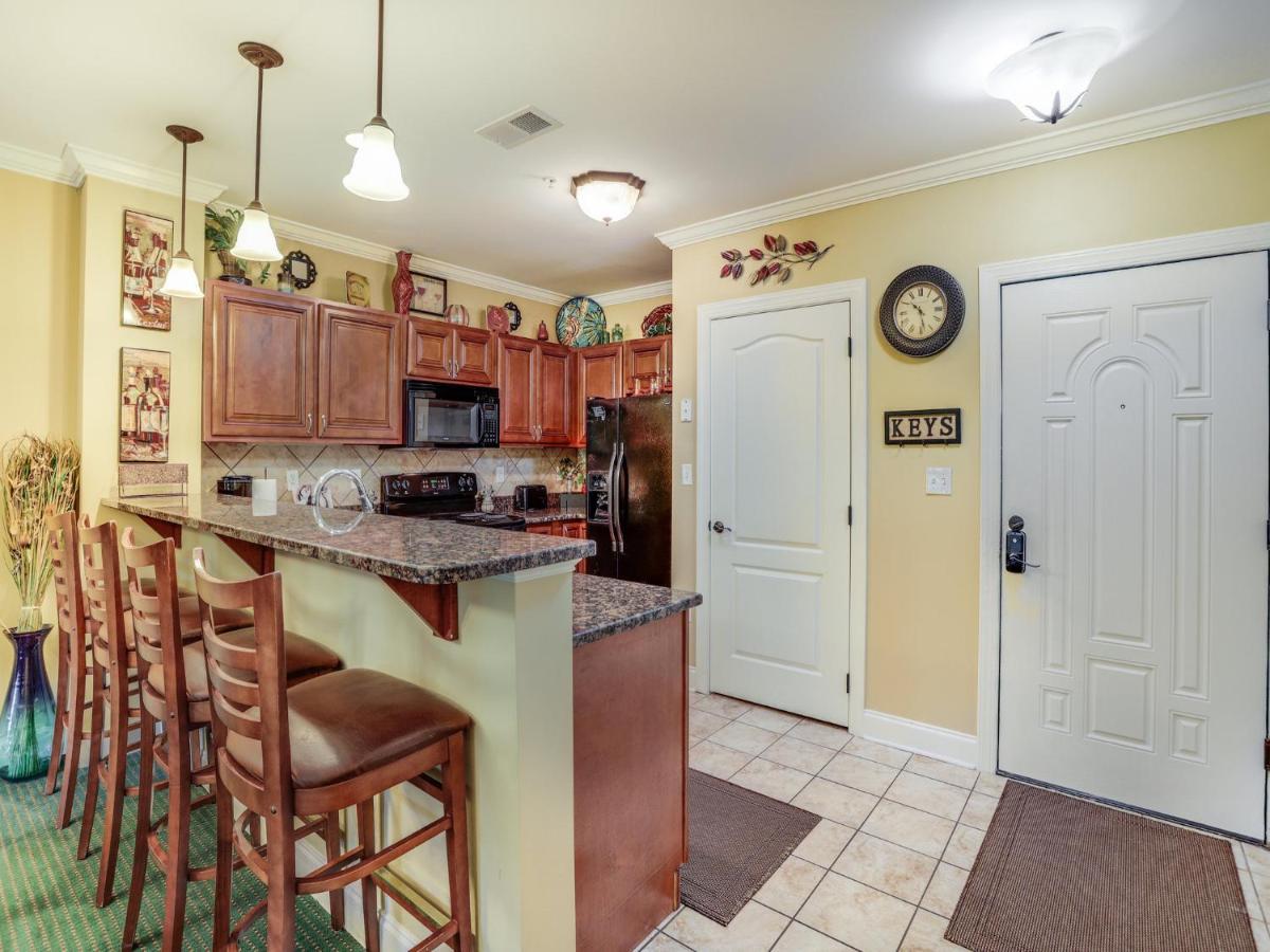 Downtown Delight, 2 Bedrooms, Pool, Hot Tub, Sleeps 6 蓋特林堡 外观 照片