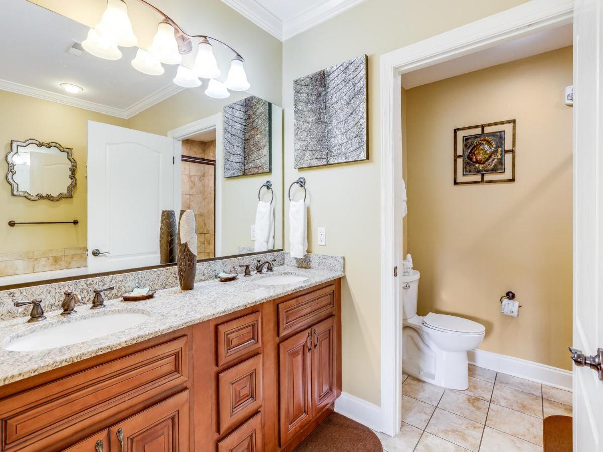Downtown Delight, 2 Bedrooms, Pool, Hot Tub, Sleeps 6 蓋特林堡 外观 照片